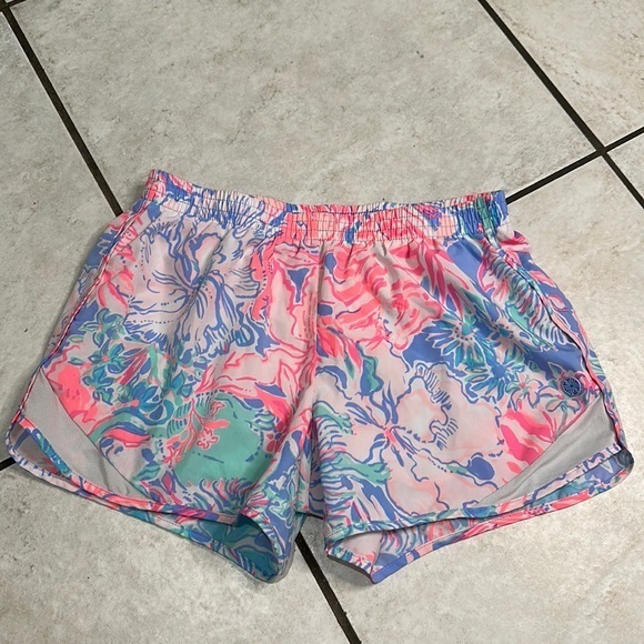 Lilly Pulitzer Pants - Lilly Pulitzer Luxletic Shorts size XS